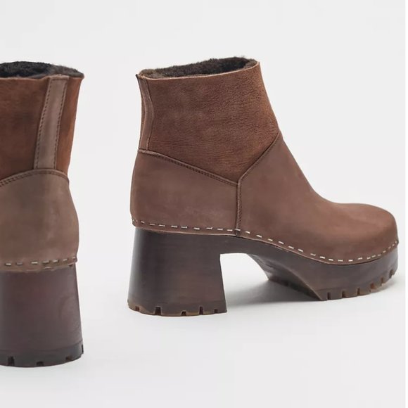 Swedish Hasbeens Heeled Slip-On Boot - Picture 1 of 4